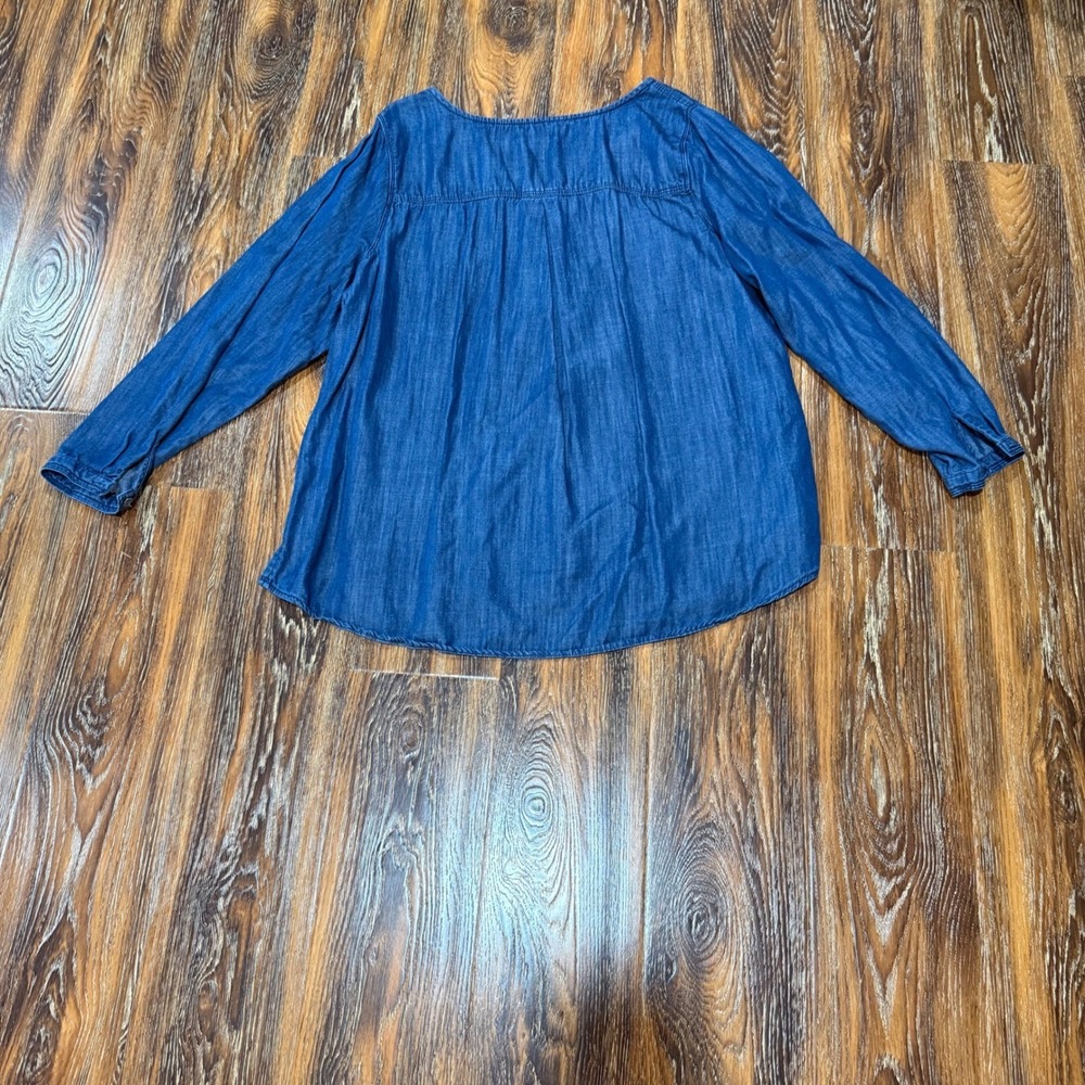Lane Bryant Blue Denim Popover Blouse Long Sleeve Split Neck Top Womens 14/16 - Picture 2 of 6